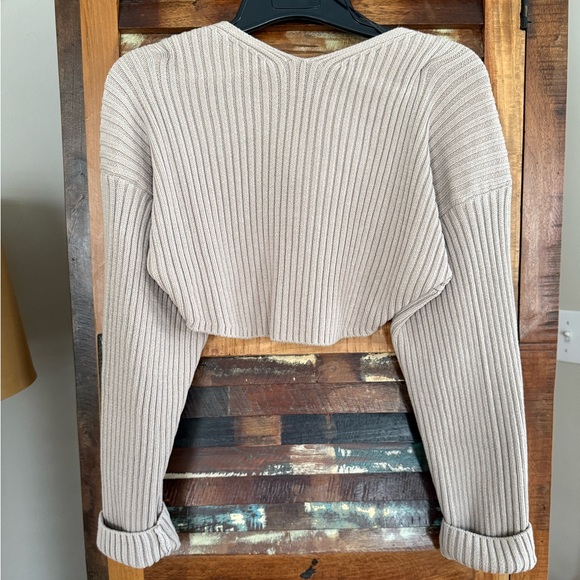 Women's Beige Ribbed Cropped Sweater - Picture 3 of 3